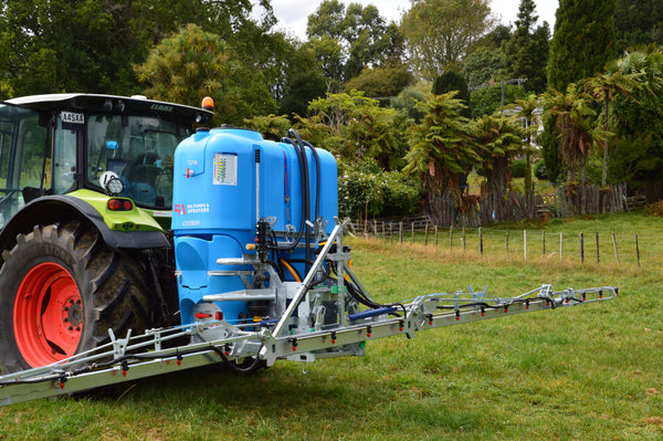 Bertolini LS1300 3PTL Sprayer 1300Lt Tank 12 Metre K Series Semi Hydraulic Folding Boom